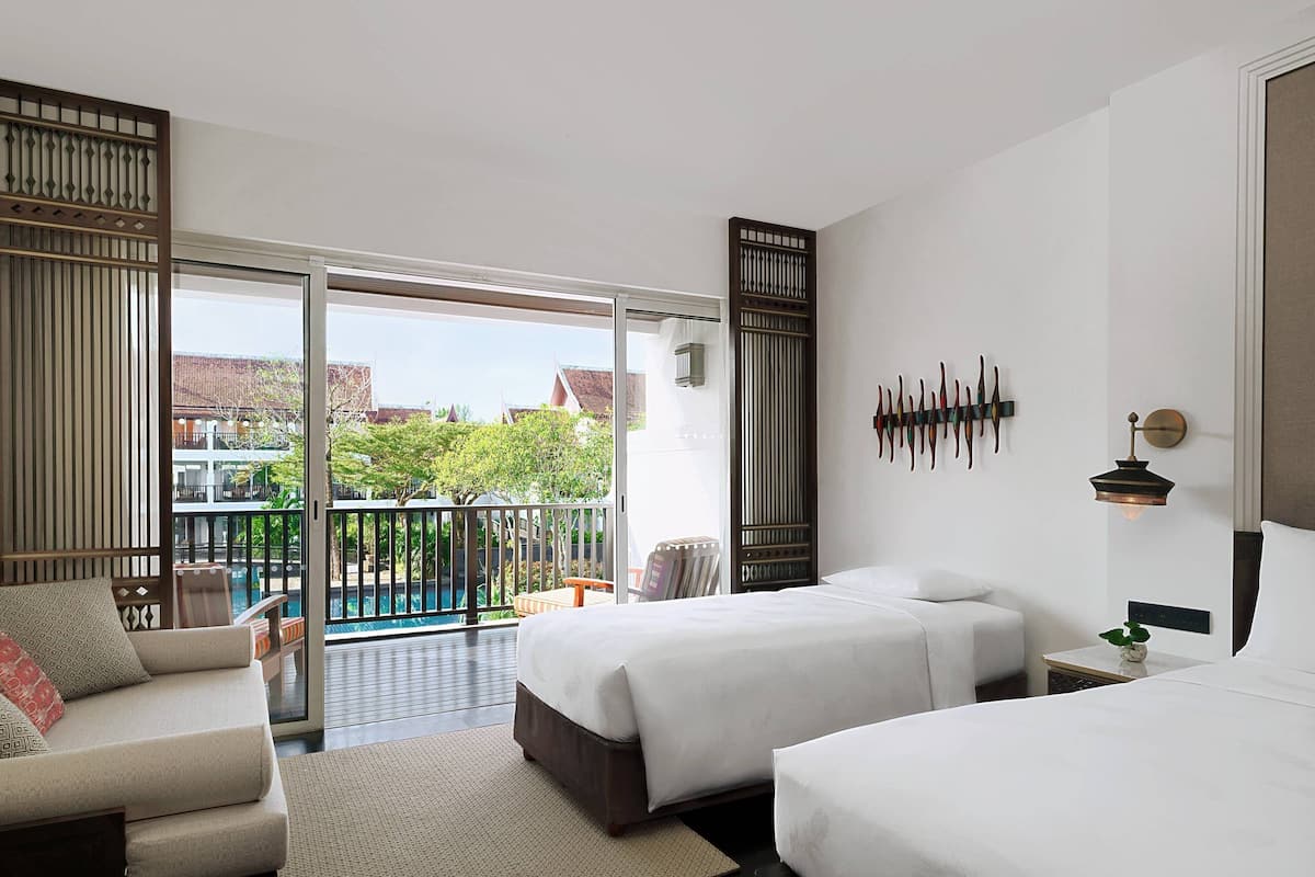 1 bedroom, premium bedding, in-room safe, desk