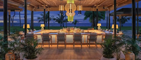 4 bars/lounges, 2 swim-up bars, 2 poolside bars, beach bar