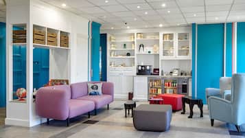 Sala de estar en el lobby