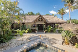 Reception - Cocotiers Hotel – Mauritius (Tombeau Bay)