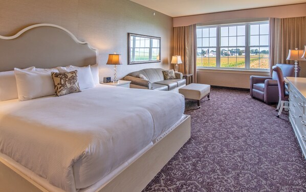 Habitación Grand, 1 cama King size | Escritorio, espacio para trabajar con laptop y cortinas blackout 