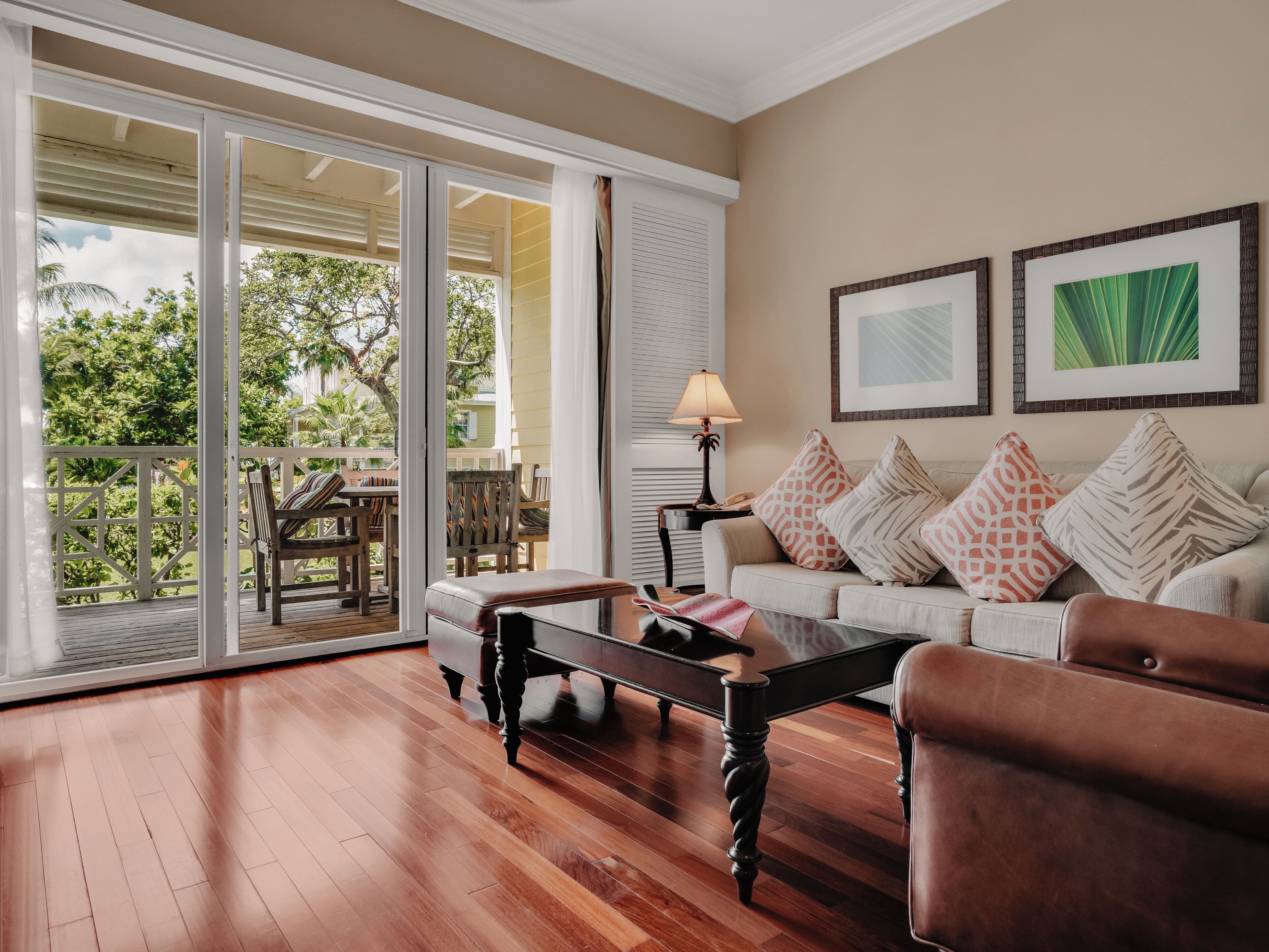 luxury junior suite | 1 bedroom, premium bedding, minibar, in-room safe