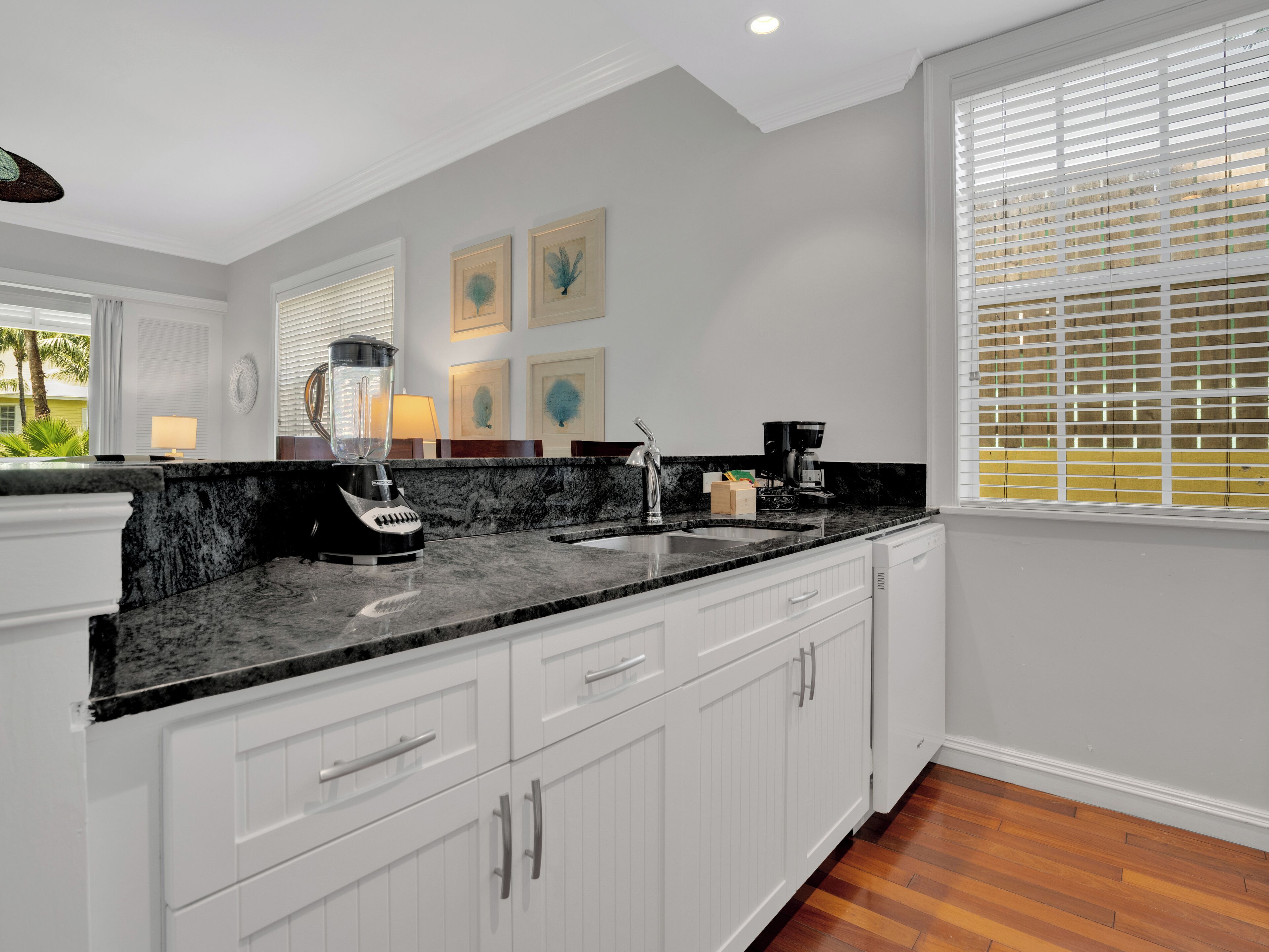 luxury one bedroom villa | 1 bedroom, premium bedding, minibar, in-room safe