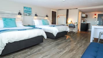 Studio Suite, Multiple Beds, Balcony, Lake View | Individually decorated, individually furnished, free WiFi, bed sheets