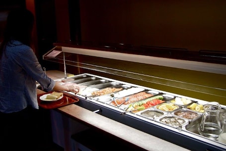 Buffet. Hotel Vogar
