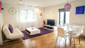 Two-Bedroom Apartment - Bergstadastraeti 12 | Living area | 32-inch flat-screen TV with cable channels