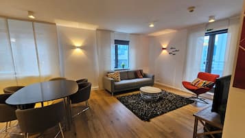 Two-Bedroom Apartment - Bergstadastraeti 12 | Living area | 32-inch flat-screen TV with cable channels