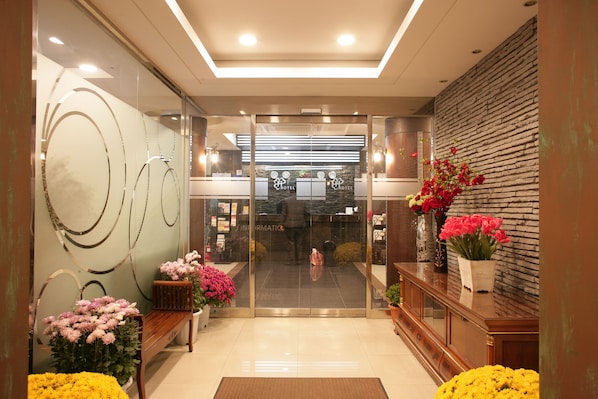 Pintu masuk interior