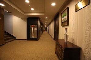 Hallway - Hill house Hotel (Seoul)