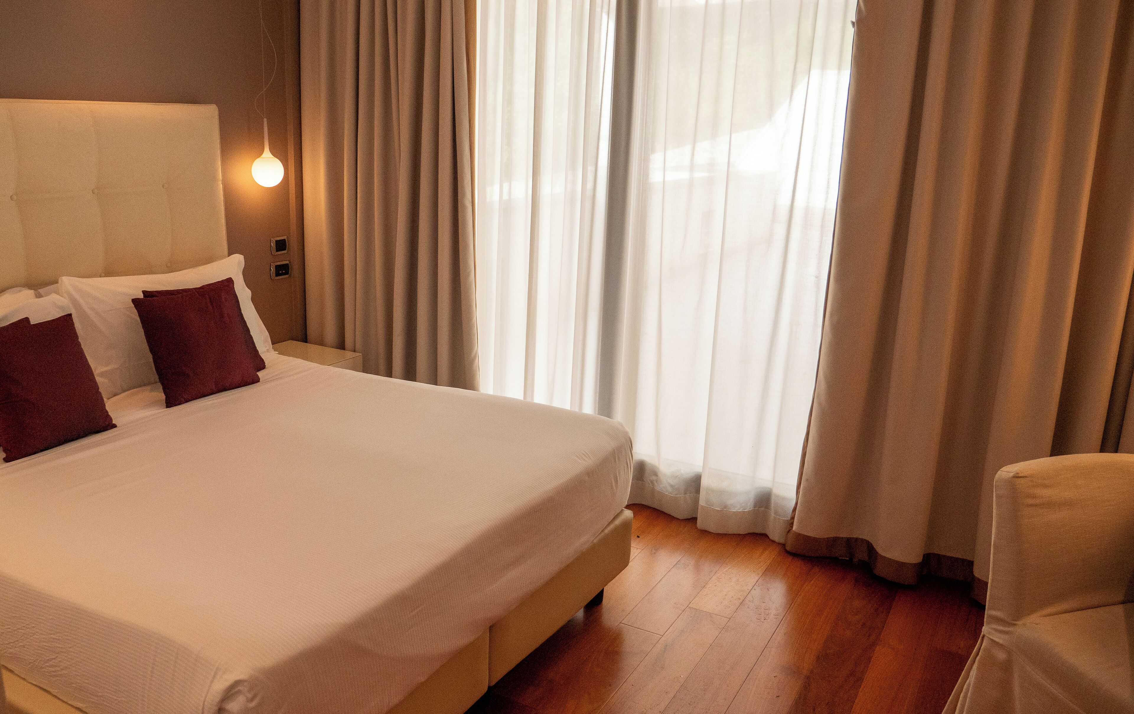 Camera Deluxe | Minibar, cassaforte in camera, tende oscuranti, insonorizzazione