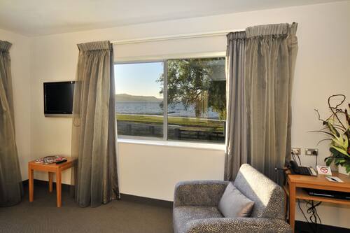 Superior Suite | Living area