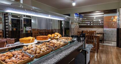 Charm Iguassu Suites Pousada