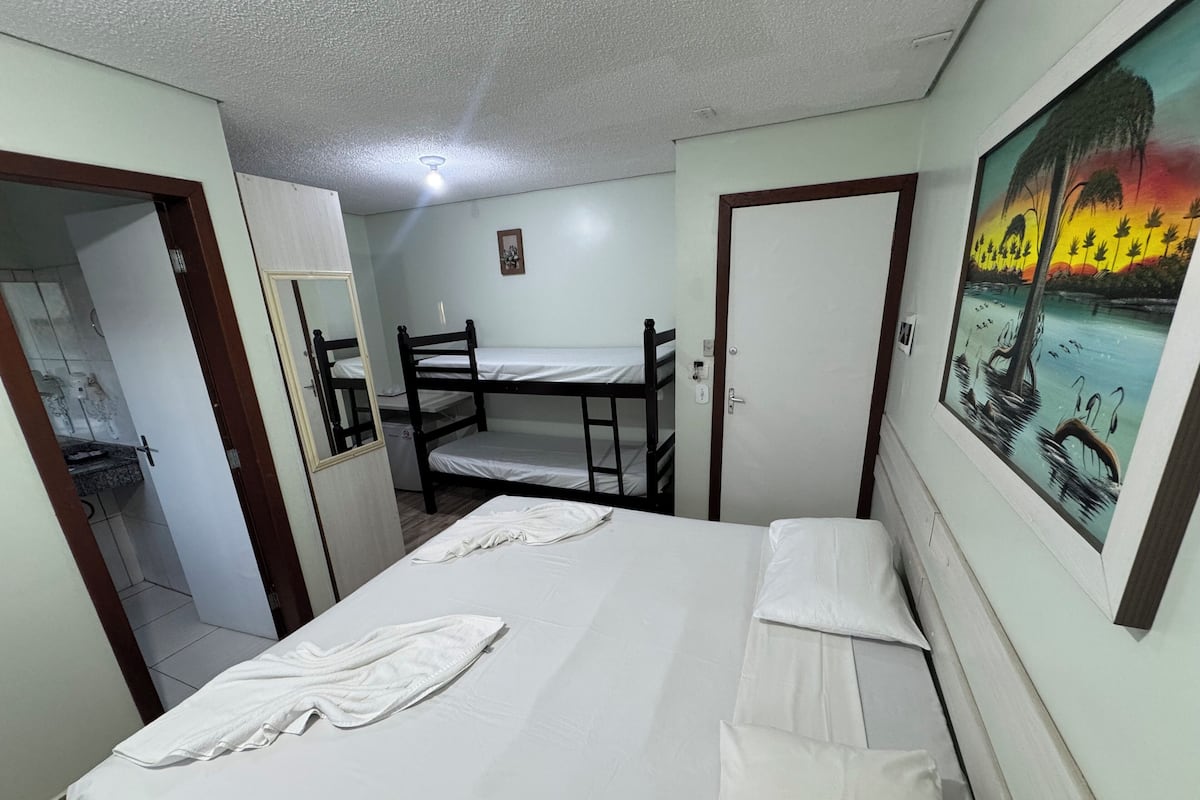 Quintuple Room, Ensuite | Minibar, in-room safe, desk, blackout drapes