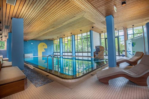 Alberca de natación o entrenamiento
