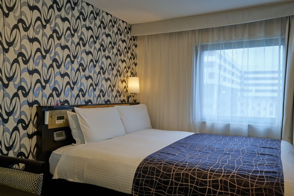 Bureau, Wi-Fi gratuit, draps fournis