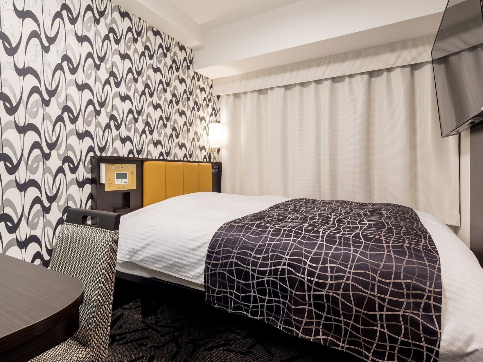 Bureau, Wi-Fi gratuit, draps fournis