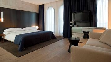 Premium bedding, down duvets, in-room safe, blackout curtains