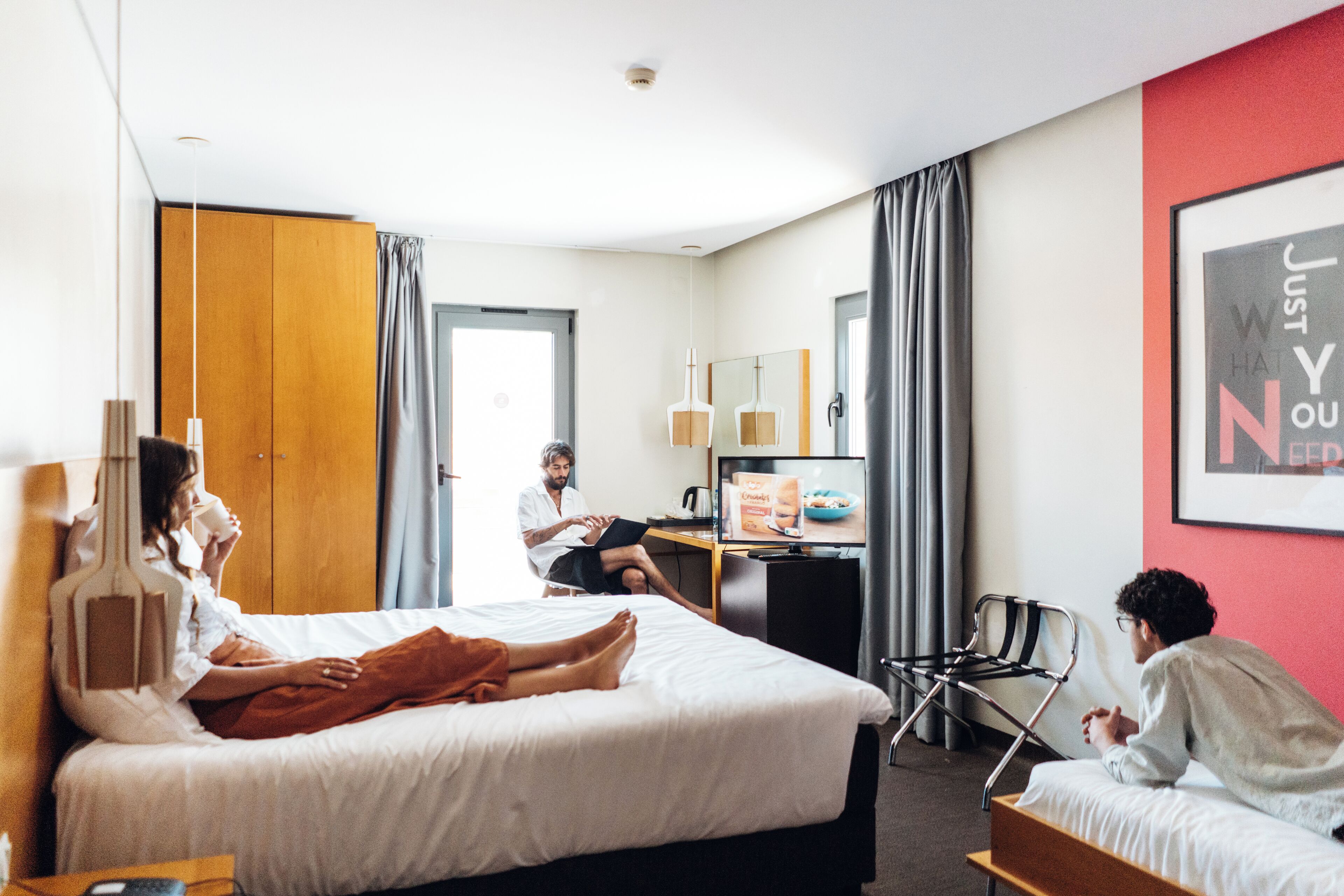 classic triple room | 1 bedroom, in-room safe, desk, free wifi