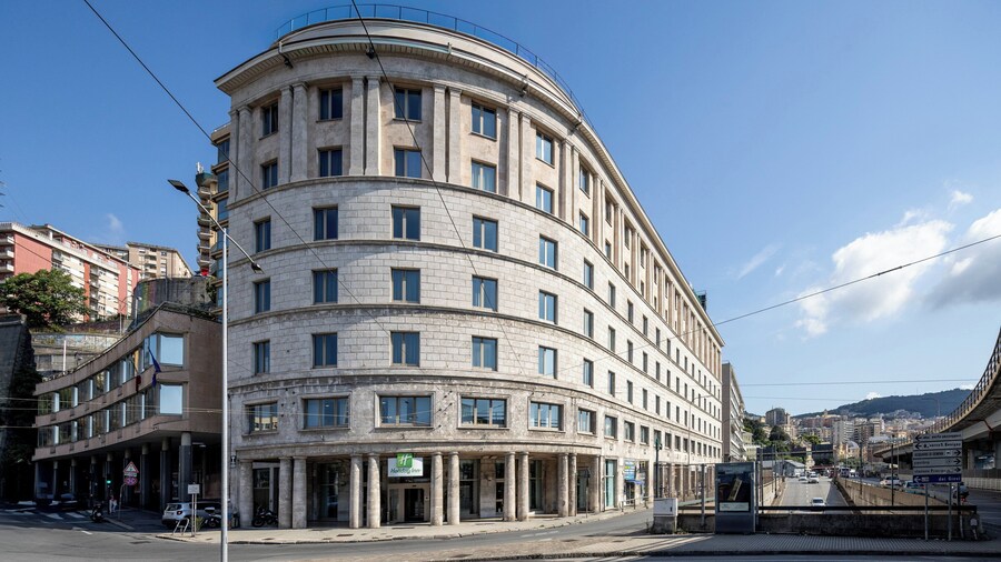 Holiday Inn Genoa City by IHG