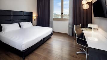 Standardzimmer, 1Â King-Bett | Hochwertige Bettwaren, Minibar, Zimmersafe, Schreibtisch