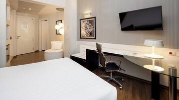 Premium bedding, minibar, in-room safe, desk