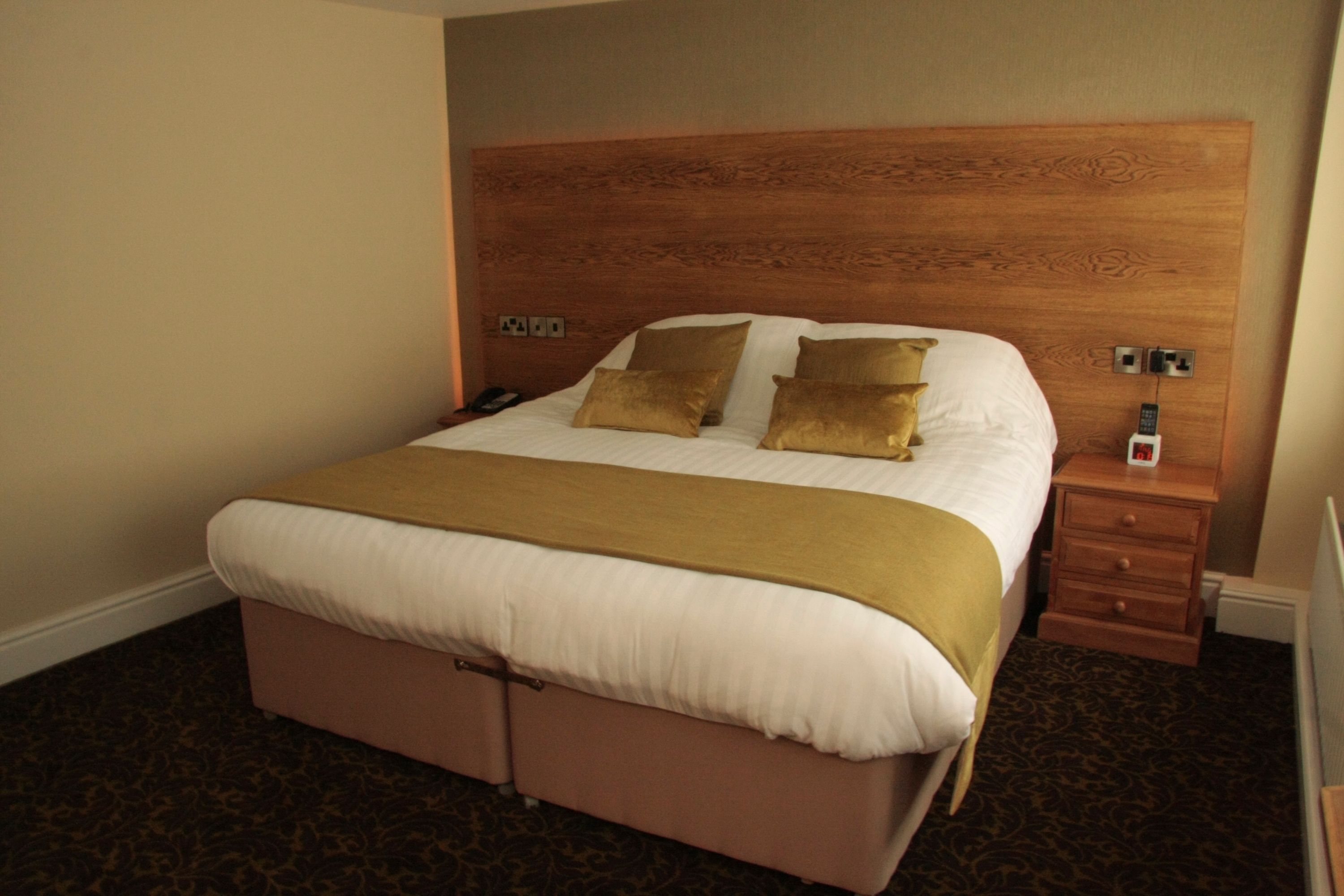 Classic Double or Twin Room | Premium bedding