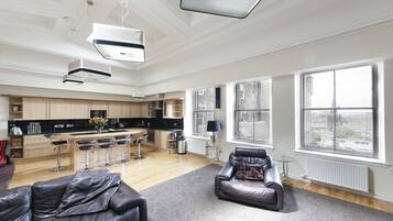 Luxury Penthouse, 2 Bedrooms, Ensuite, City View | Private kitchen | Fridge, microwave, dishwasher, coffee/tea maker