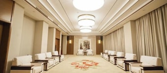 Yuquan Island Hotel