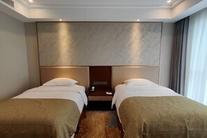 Alarm clocks - Yuquan Island Hotel (Nanchang)