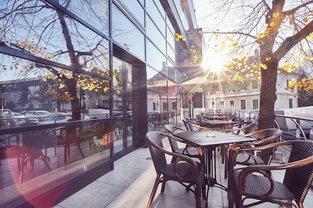 Terrace/patio. MyContinental Sibiu