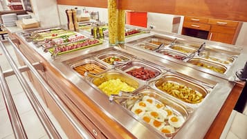 Daily buffet breakfast (EUR 11 per person)
