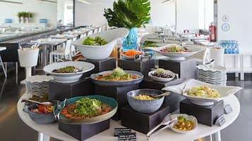 Daily buffet breakfast for a fee