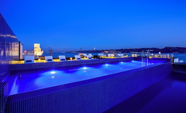 Sundeck