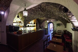 Bar (en el alojamiento)