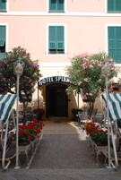 Entrada al alojamiento