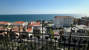 Doppia Superior vista mare con balcone | View from room