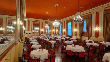 Bao gồm bữa sáng kiểu Âu hàng ngày