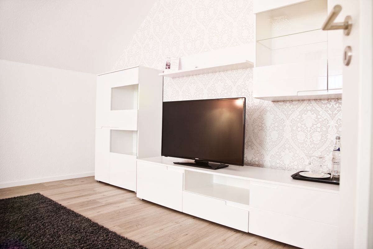 standard room | hypo-allergenic bedding, in-room safe, desk, rollaway beds