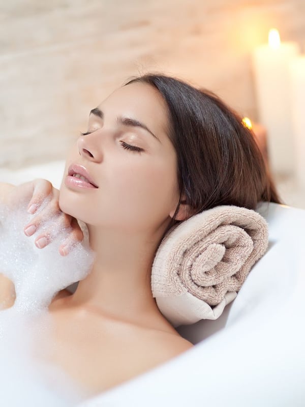 Sauna, hot tub, body treatments, body wraps, body scrubs, detox wraps