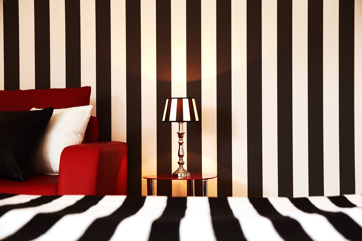 hypo-allergenic bedding, in-room safe, desk, rollaway beds