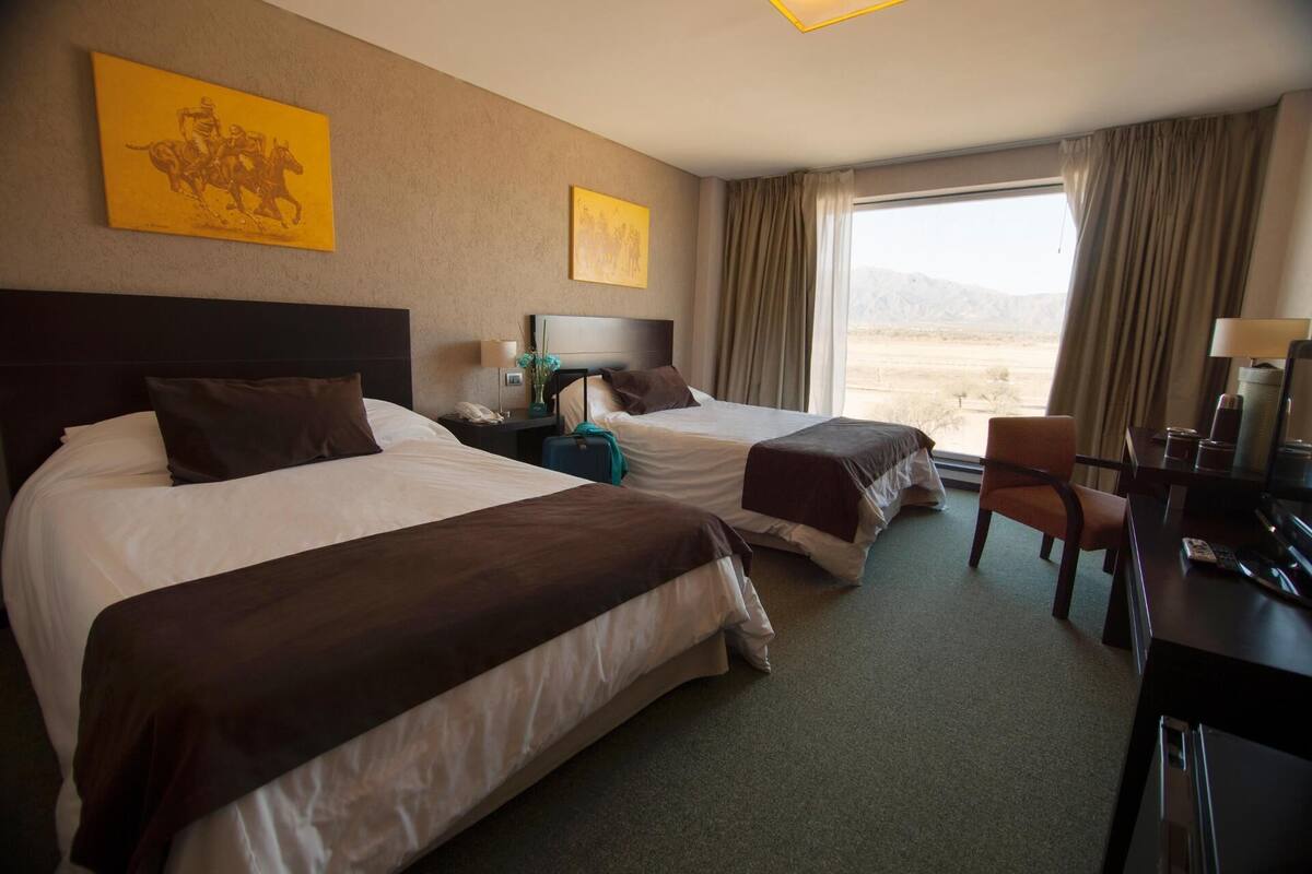 Minibar, safe på rommet, individuelt dekorert og individuelt innredet