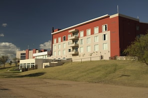 Front of property - Epic Hotel San Luis (La Punta)