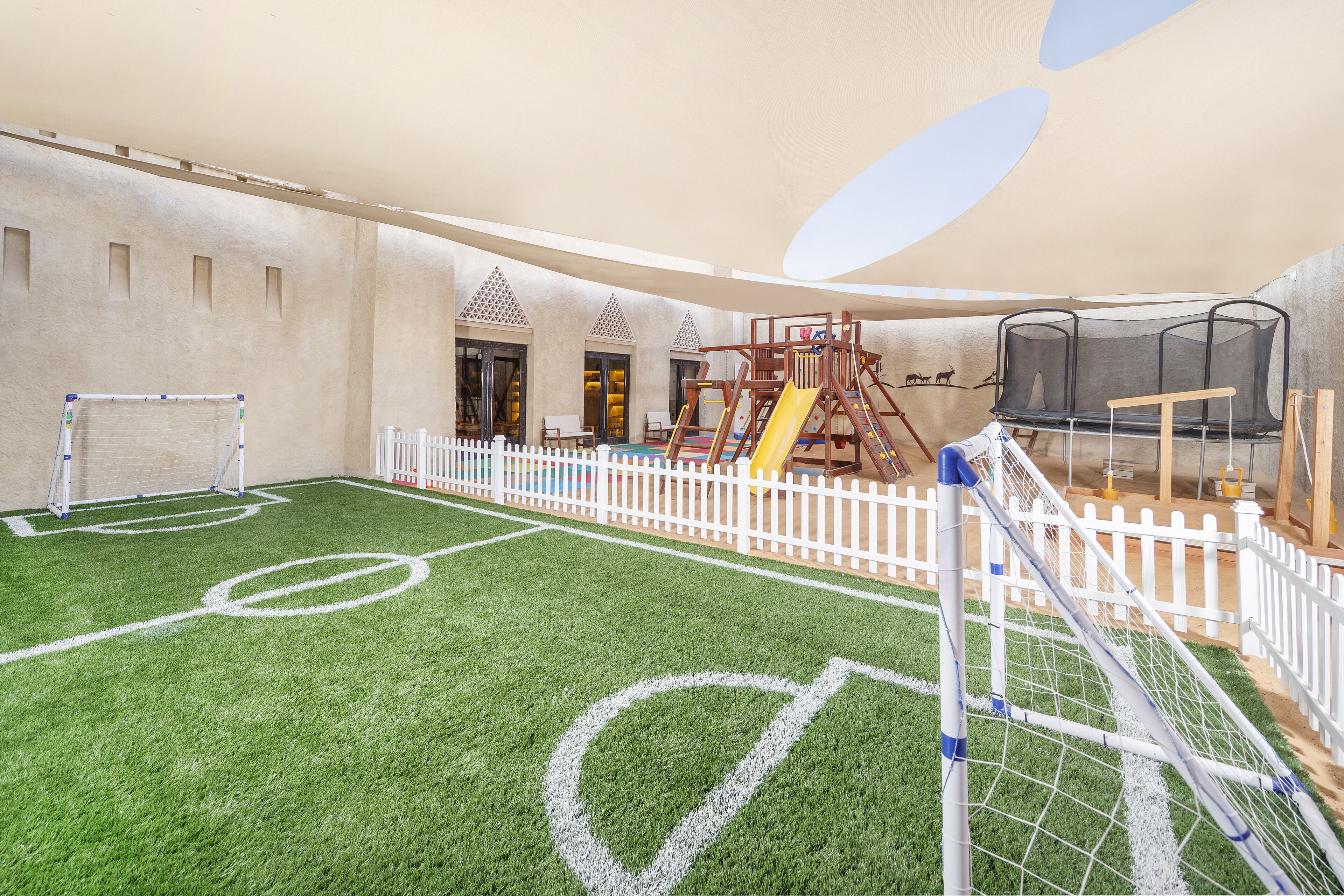 children’s play area – indoor