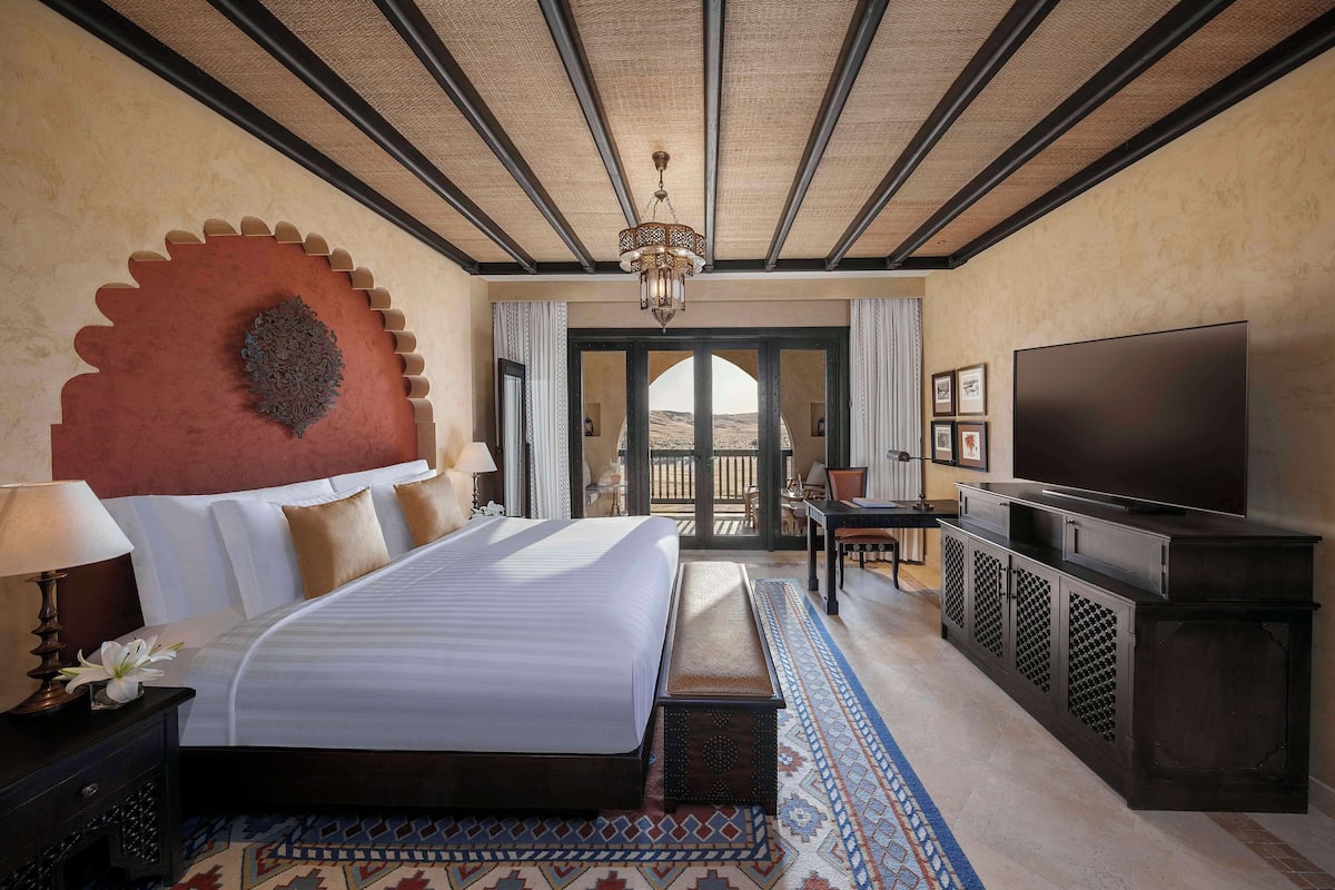 Deluxe-Zimmer, Balkon | 1 Schlafzimmer, Bettwäsche aus ägyptischer Baumwolle