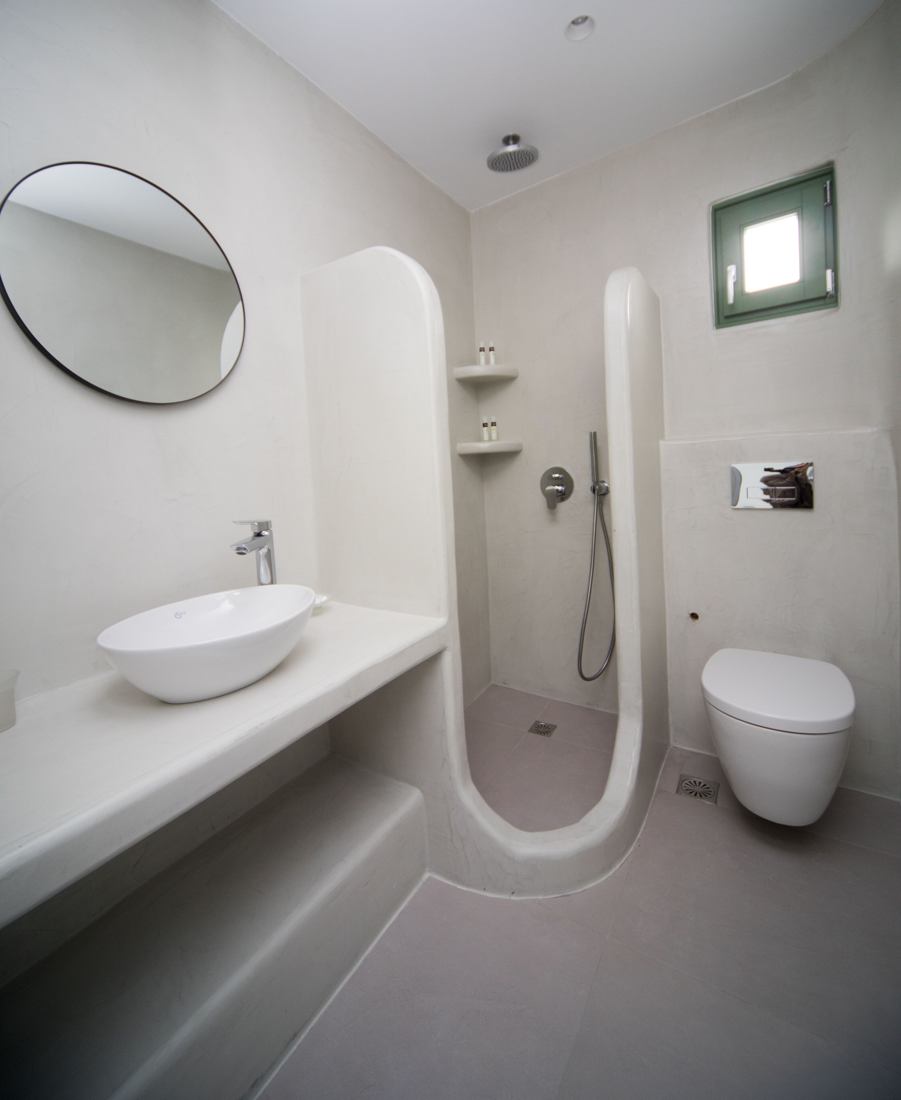 bathtub, hair dryer, towels