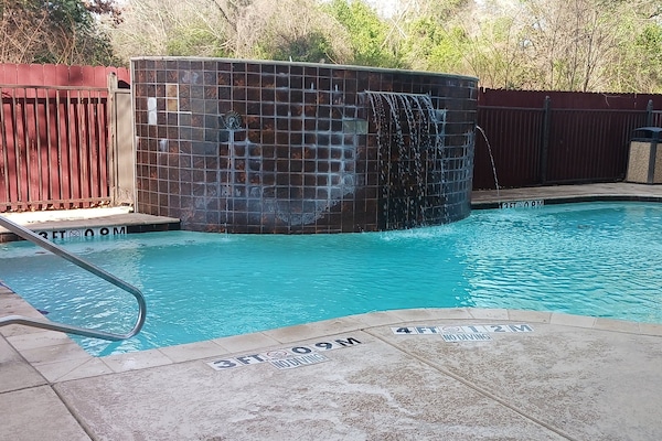 Alberca al aire libre por temporada