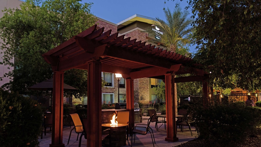 Homewood Suites by Hilton Phoenix Chandler/Fashion Center