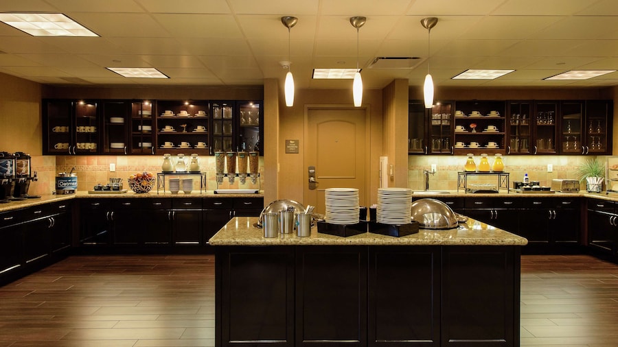 Homewood Suites by Hilton Phoenix Chandler/Fashion Center