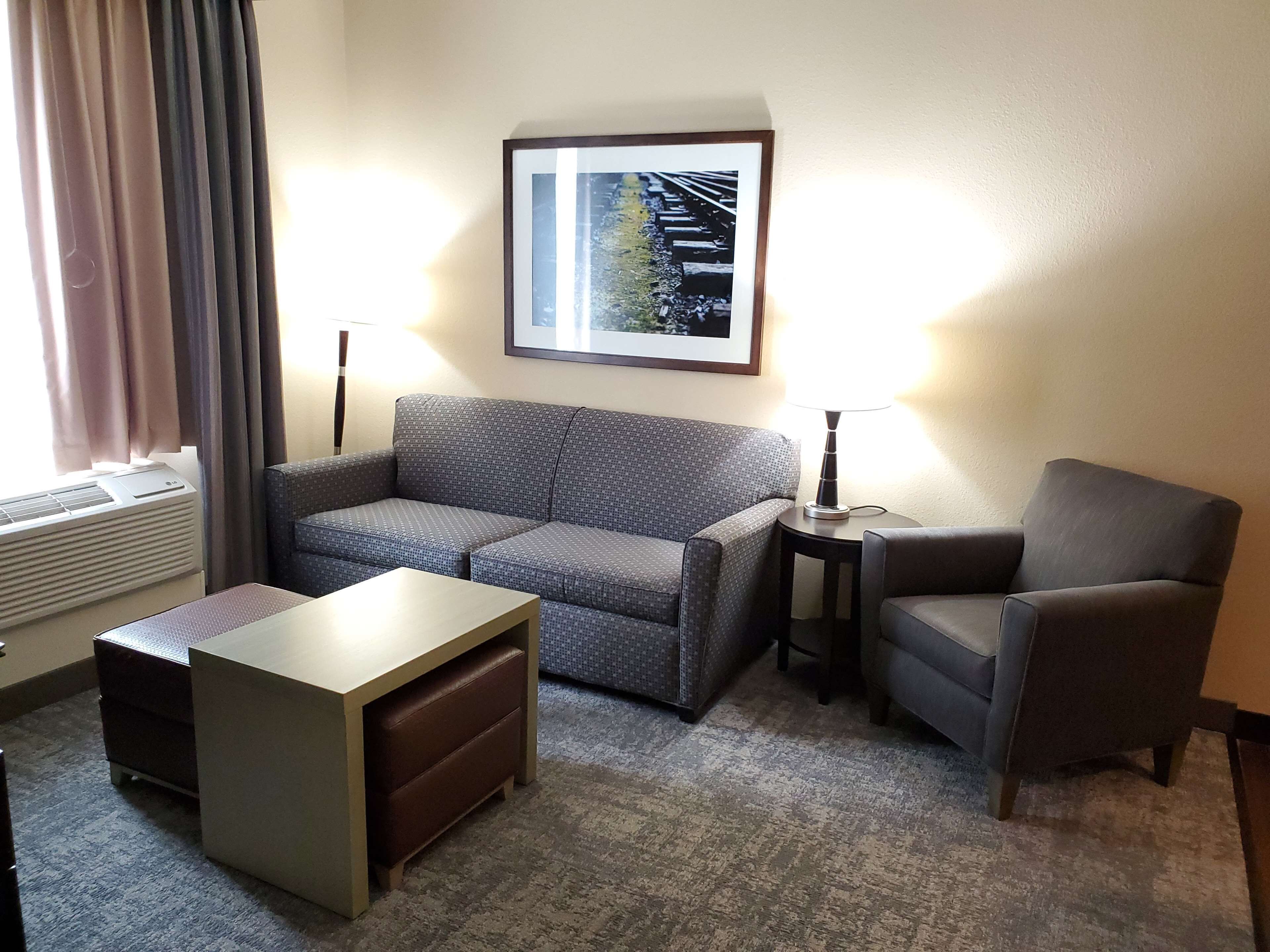 suite, accessible, non smoking | living area | 32-inch flat-screen tv with cable channels, tv, dvd player