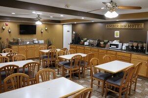 Free daily buffet breakfast